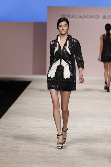 　2013年春夏コレクション