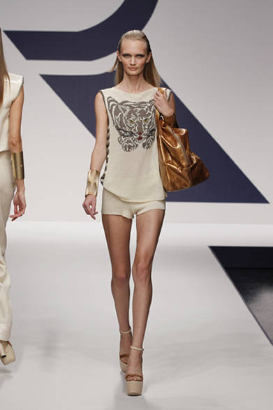 　2013年春夏コレクション