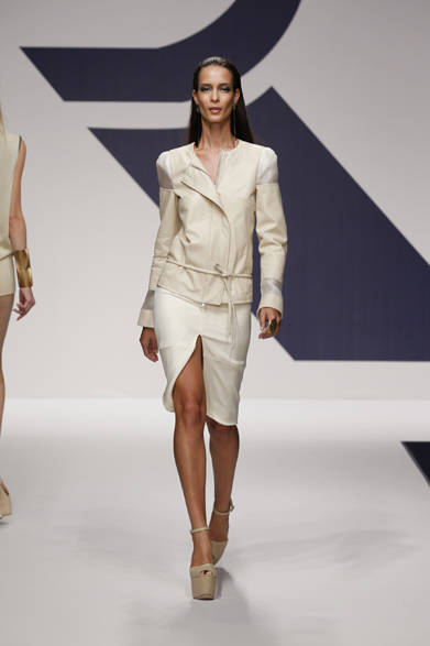 　2013年春夏コレクション