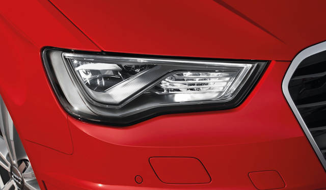 <strong>Audi A3 Sportback｜アウディ A3 スポーツバック</strong>