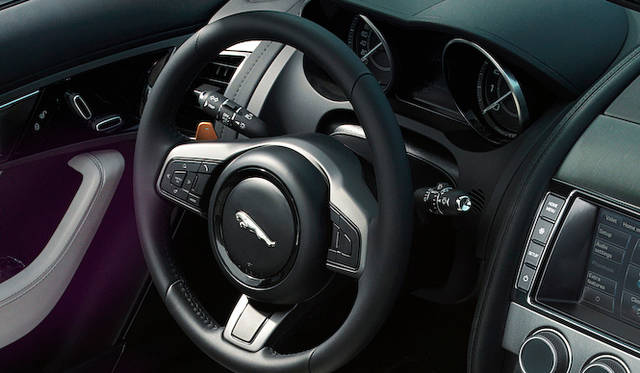 <strong>Jaguar F-Type S｜ジャガー Fタイプ S</strong>