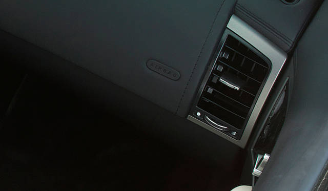 <strong>Jaguar F-Type S｜ジャガー Fタイプ S</strong>