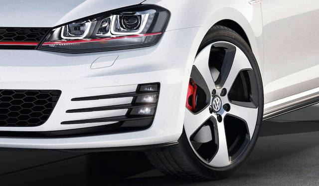 <strong>Volkswagen Golf Blue GTI｜フォルクスワーゲン ゴルフ GTI</strong>