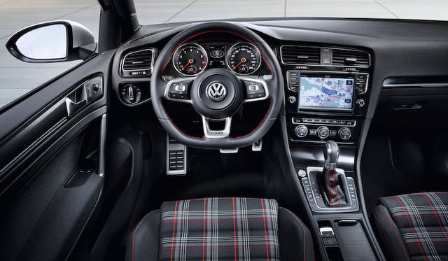 <strong>Volkswagen Golf Blue GTI｜フォルクスワーゲン ゴルフ GTI</strong>