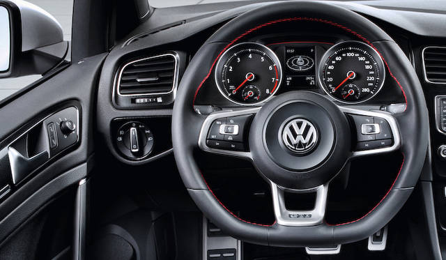 <strong>Volkswagen Golf Blue GTI｜フォルクスワーゲン ゴルフ GTI</strong>