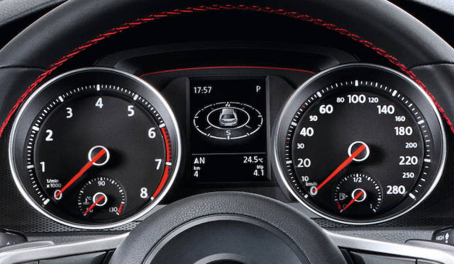 <strong>Volkswagen Golf Blue GTI｜フォルクスワーゲン ゴルフ GTI</strong>