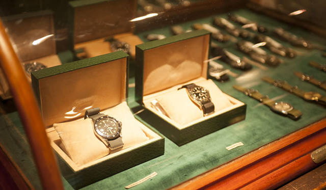 　「Adam et Rope’ WILD LIFE TAILOR MARUNOUCHI」　ヴィンテージウォッチにも注目