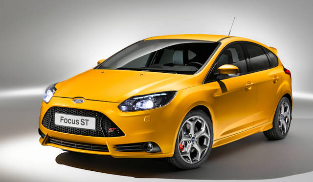 <strong>Ford Focus｜フォード フォーカス</strong>　写真は海外モデル