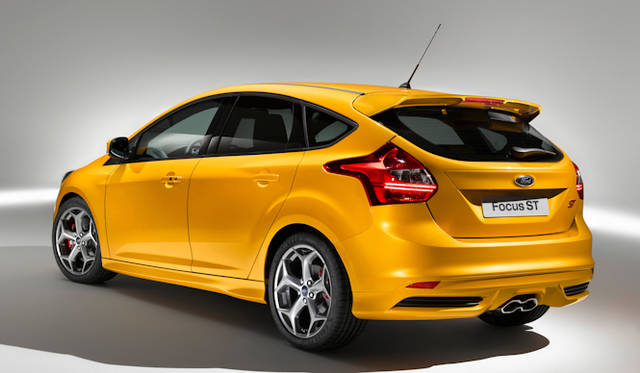 <strong>Ford Focus｜フォード フォーカス</strong>　写真は海外モデル