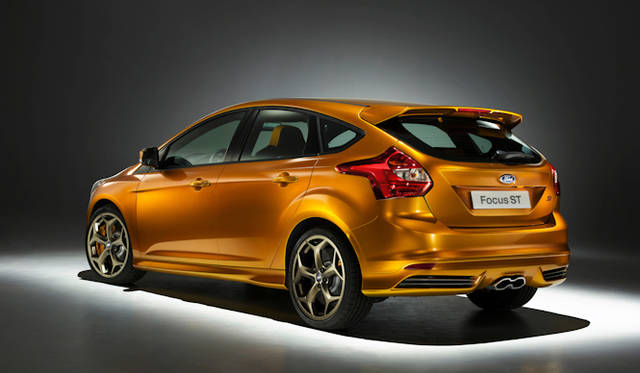 <strong>Ford Focus｜フォード フォーカス</strong>　写真は海外モデル