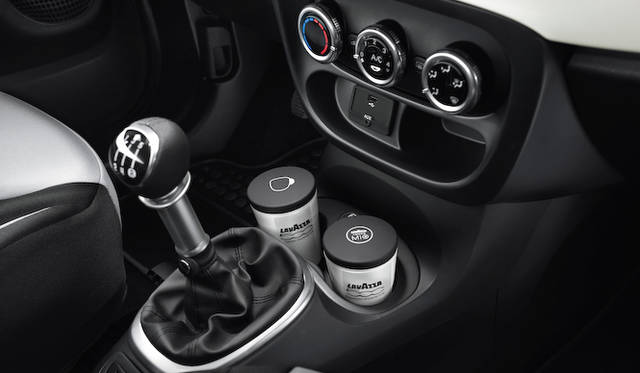 <strong>Fiat 500L｜フィアット 500L（チンクエチェントL）</strong>