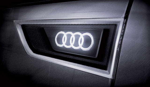 <strong>Audi crosslane coupé｜アウディ クロスレーン クーペ</strong>