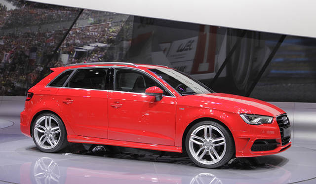 <strong>Audi A3 Sportback 2.0 TDI｜アウディ A3スポーツバック 2,0 TDI</strong>
