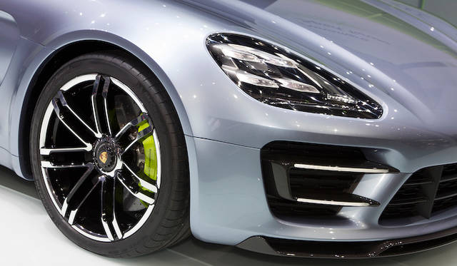 <strong>Porsche Panamera Sport Tourismo｜ポルシェ パナメーラ スポーツ ツーリズモ</strong>
