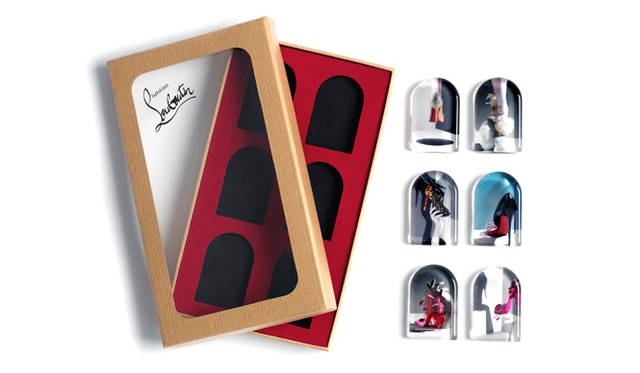 <strong>CHRISTIAN LOUBOUTIN│クリスチャン ルブタン</strong>　マグネット