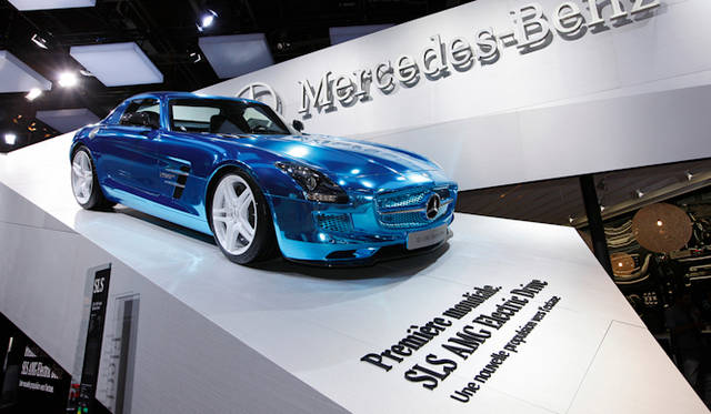 <strong>Mercedes-Benz　SLS　AMG　Coupe Electric Drive｜メルセデス・ベンツ SLS　AMG　クーペ　エレクトリックドライブ</strong>　　<br />Photographs by MOCHIZUKI Hirohiko
