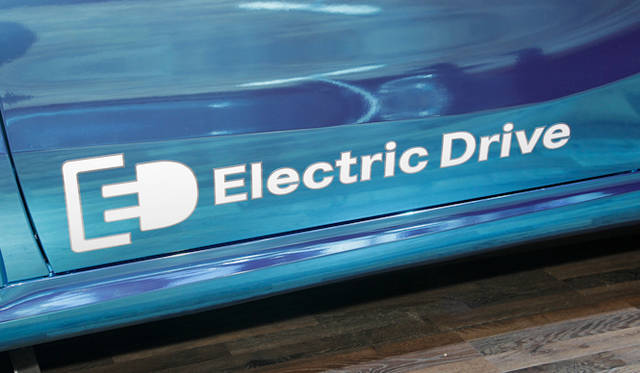 <strong>Mercedes-Benz　B-class Electric Drive｜メルセデス・ベンツ Bクラス エレクトリックドライブ</strong>　<br />Photographs by MOCHIZUKI Hirohiko