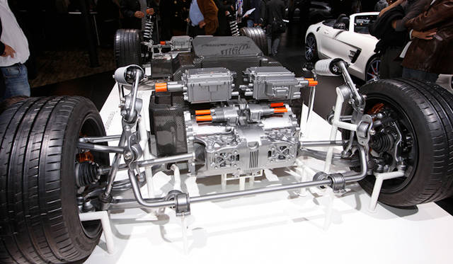 <strong>Mercedes-Benz　B-class Electric Drive｜メルセデス・ベンツ Bクラス エレクトリックドライブ</strong>　<br />Photographs by MOCHIZUKI Hirohiko