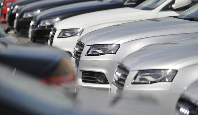 Audi Approved Automobile 有明　ひとつのブランドのクルマが これだけ揃う店舗は 世界的にみても稀だ