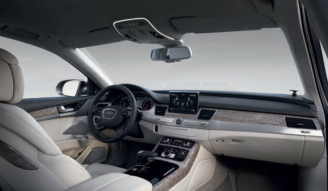 <strong>Audi A8｜アウディ A8</strong>