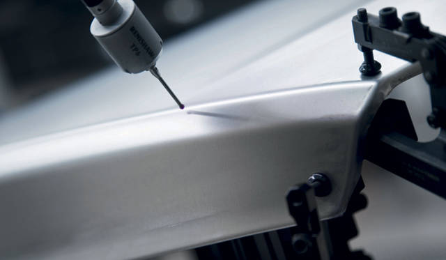 <strong>Audi A8｜アウディ A8</strong>