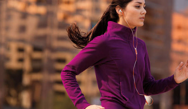 <strong>BOSE｜ボーズ</strong>　Apple製品に対応するスポーツヘッドホン「Bose® SIE2i sport headphones」