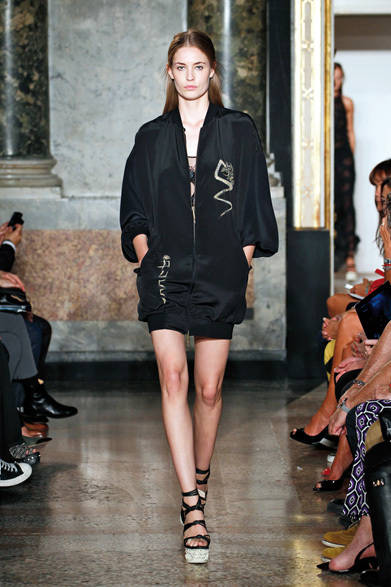 　2013年春夏コレクション