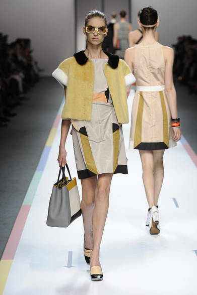 　2013年春夏コレクション