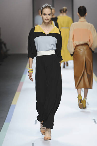 　2013年春夏コレクション