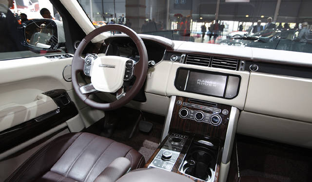 <strong>RANGE ROVER｜レンジローバー （ヴォーグ）</strong>