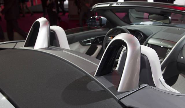 <strong>Jaguar F-Type｜ジャガー Fタイプ</strong>