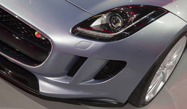 <strong>Jaguar F-Type｜ジャガー Fタイプ</strong>