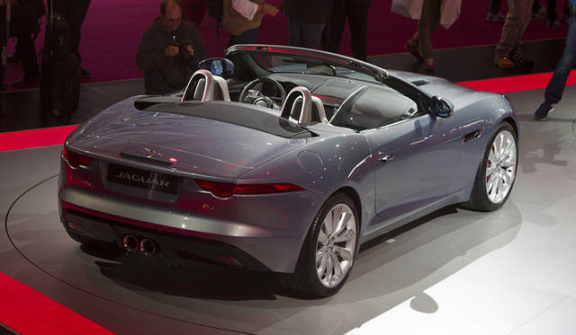 <strong>Jaguar F-Type｜ジャガー Fタイプ</strong>