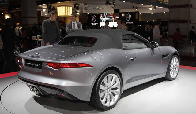 <strong>Jaguar F-Type｜ジャガー Fタイプ</strong>