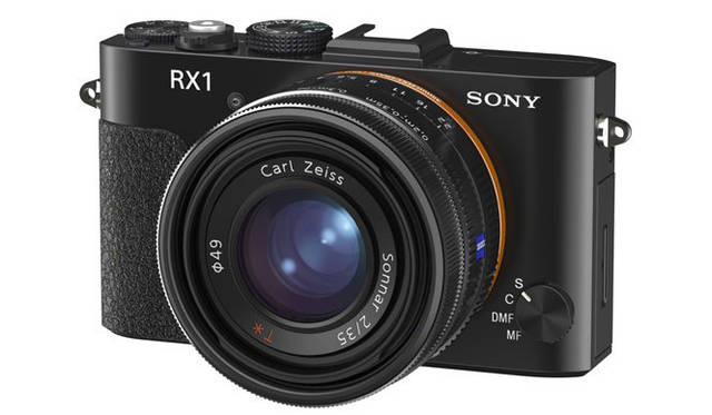 <strong>フォトキナ2012</strong>　コンデジながらフルサイズセンサーを搭載して話題のソニー「Cyber-shot DSC-RX1」11月16日発売予定。ソニーマーケティング 買い物相談窓口 0120-777-886 http://www.sony.jp/