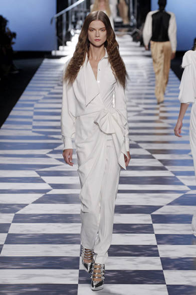 　2013年春夏コレクション