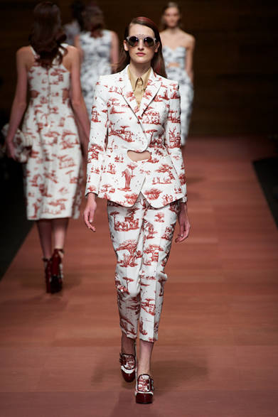 　2013年春夏コレクション