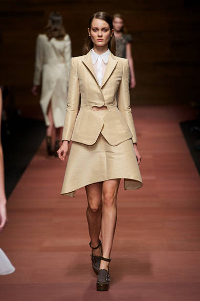 　2013年春夏コレクション