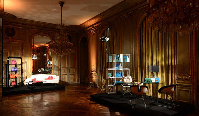 　2013年新作シグネチャーコレクションを発表 