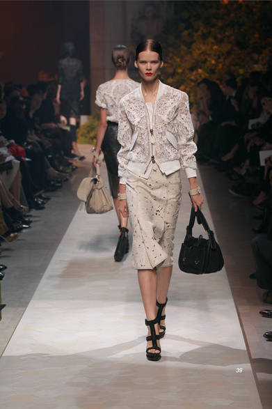 　2013年春夏コレクション