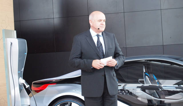 <strong>BMW i8 Concept｜ビー・エム・ダブリュー i8 コンセプト</strong><br />BMW Group Japan代表取締役のアラン・ハリス氏