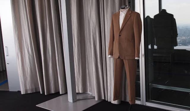 <strong>BMW i. BORN ELECTRIC TOUR.</strong><br />日本でのパートナーである、リバース・プロジェクトのプロダクト紹介もおこなっている