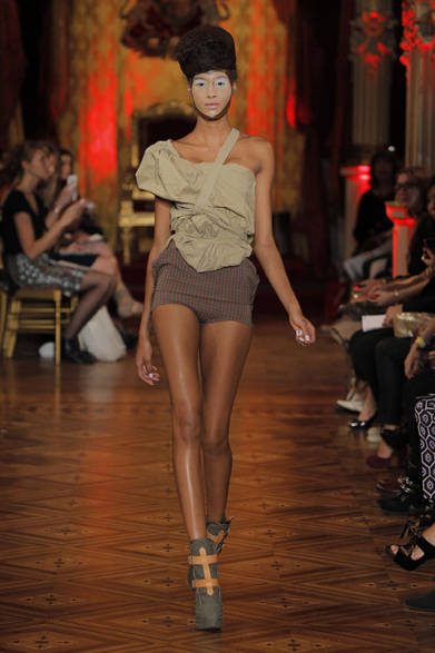 　2013年春夏コレクション