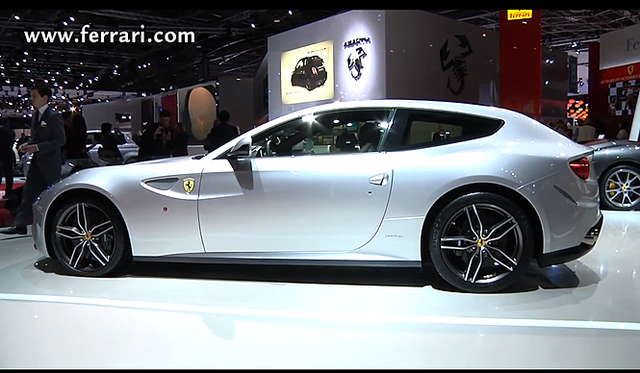 <br />会場には4輪駆動4シーターの「FF」の姿も