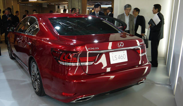 <strong>Lexus LS460｜レクサス LS460</strong>