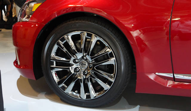 <strong>Lexus LS460｜レクサス LS460</strong>