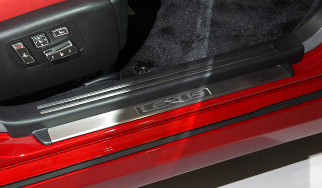 <strong>Lexus LS460｜レクサス LS460</strong>