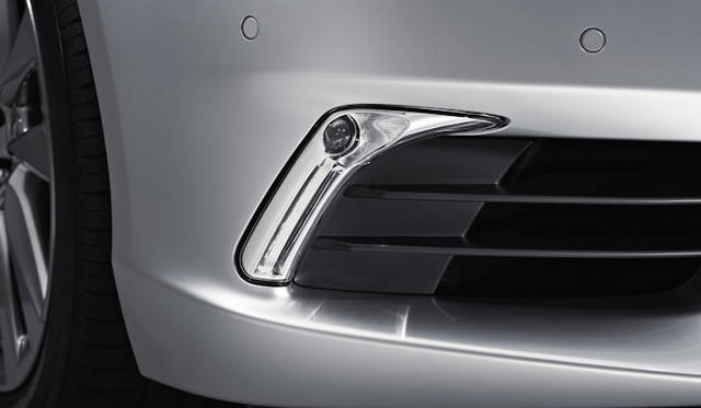 <strong>Lexus LS｜レクサス LS</strong>