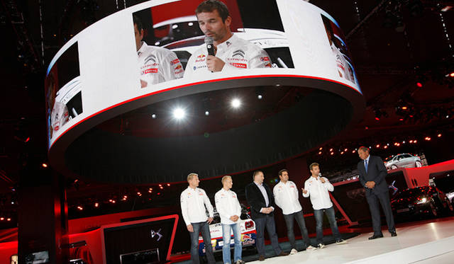 <br />シトロエンブース