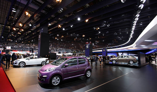 <br />プジョーブース